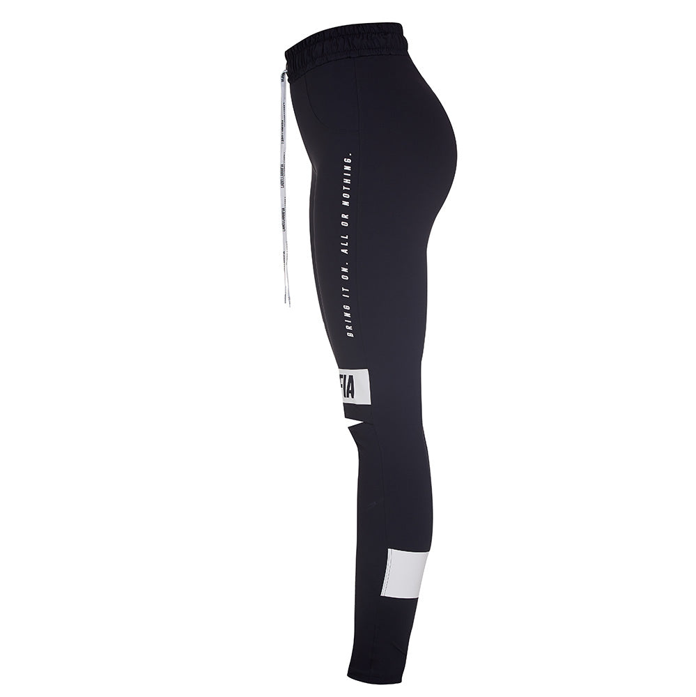 BLACK ESSENTIALS LEGGING 21011